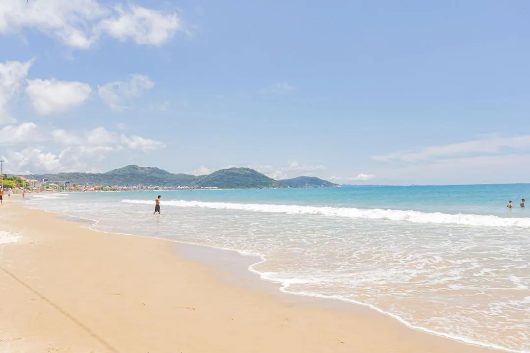 Ambiente Descolado 100M Da Praia Ing4301 contacts
